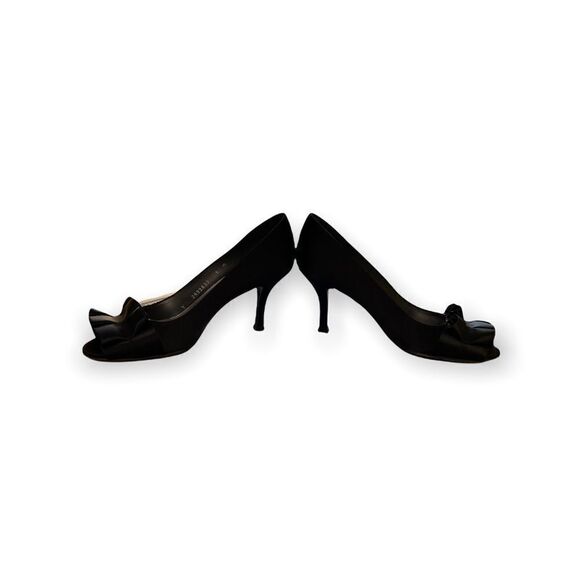 Stuart Wietzman Black Ruffle Toe Pumps 8M - Picture 2 of 7